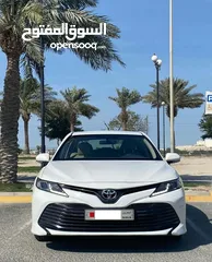  1 Toyota Camry LE 2018