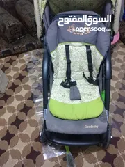 1 عربايه اطفال ماركه بحاله ممتازه جدا جدا للبيع