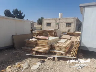  10 كرفانات مستعملة بحال الوكالة