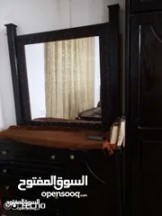  2 غرفة نوم نظيفه خشب ثقيل وممتاز شبه جديده