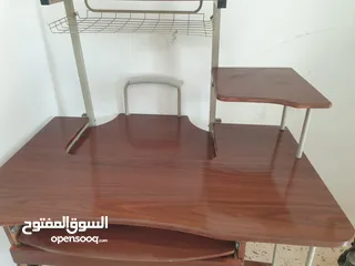  2 طاولة مكتبية خشبية
