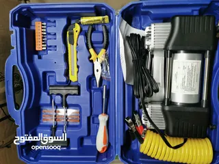  1 منفاخ سيارة مع عده بنشر