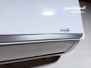  4 مكيف احدث نوع 2 طن استعمال 4شهور للبيع بداعي السفر