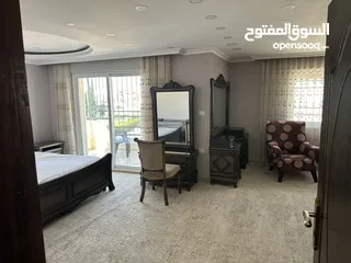  12 شقه مفروشه للايجار