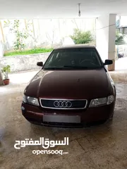  3 سيارة اودي A4 للبيع بحالة جيدة