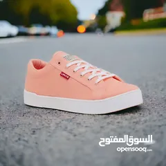  6 Levi's women's sneakers original