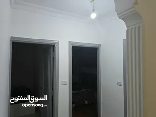  11 شقه ارضيه مستقله شبه فيلا للبيع