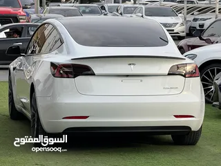  5 TESLA MODEL 3 PERFORMANCE