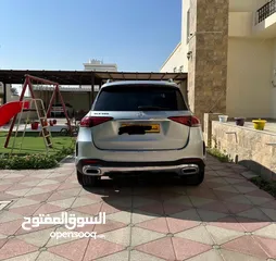  11 قابل Super clean Mercedes GLE  350