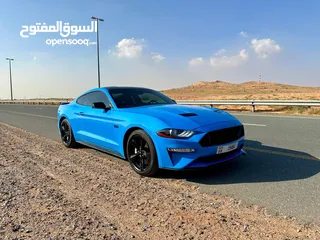  2 Ford mustang 5.0 GT 2022