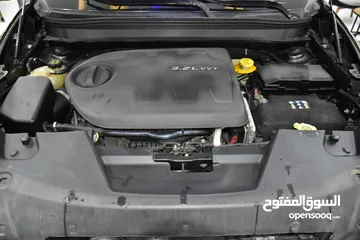  16 Jeep Cherokee TrailHawk ( 2014 Model ) in Grey Color GCC Specs