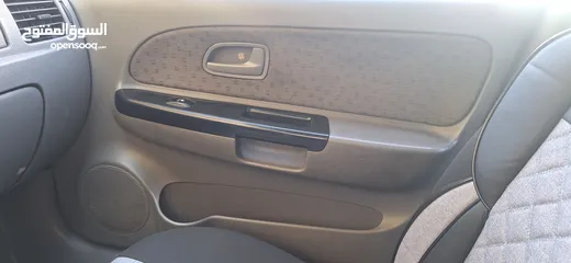  6 كيا ريو موديل 2005 لون سلفر جير عادي 3 جيد / قصعة شنكل  للبيع كاش فقط