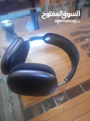  2 Apple AirPod max