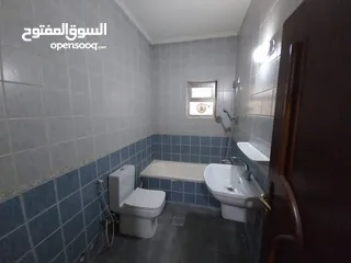  5 شقة غير مفروشة للإيجار ( Property 38542 )-174960150
