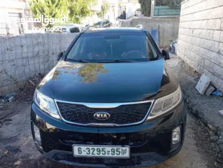  2 كيا سورينتو 2014