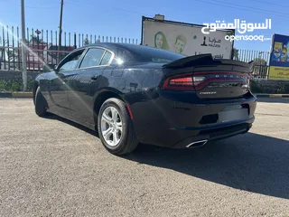  4 دودج جارجر 2022sxt plus فول 1/1