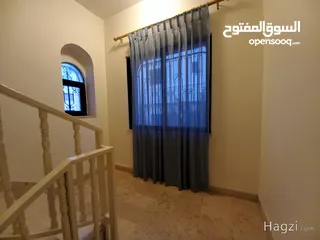  16 شقة غير مفروشة للإيجار 220م2 ( Property 15554 ) سنوي فقط