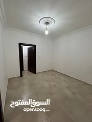  5 شقه في مرج الحمام /شارع الامير محمد