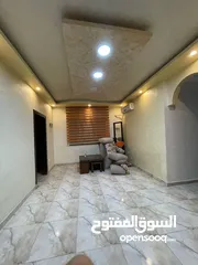  5 شقة مميزه للبيع في طبربور شارع الحج  قريب من بيت معان بسعر مغري 52000