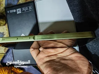  8 سامسونج A55 256GB RAM8 الغني عن التعريف الفئه المتوسطه العليا