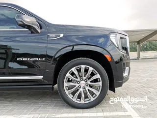  4 GMC Denali - 2021 - Black