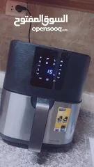  4 مقلاة هوائيه نوع جولد ماستير  صناعة تركية سعرها 45دينار.  و جرة غاز 28دينار   واباجورات عدد 2