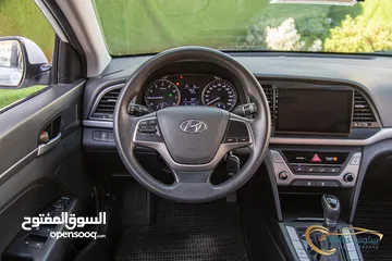  3 Hyundai Avanti 2017