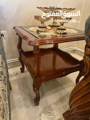  6 طقم كنب غرفه ضيوف مع طقم طاولات للبيع بسعر مغري