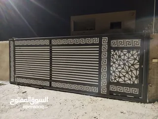  16 تفصيل ابواب وحراسات ودرزينات وكل شي يخص عالم الحديد