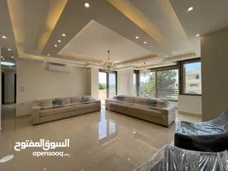  6 شقة طابقية (سكن خاص) للبيع بإطلالة (بانارومية) وجميلة جداً على السيتي مول وحدائق الحسين وقرب مكة مول