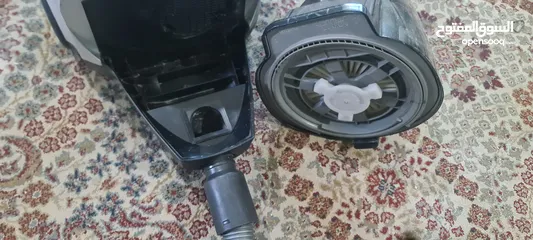  6 مكنسة بانوسونيك  (( Panasonic))  1800 واط ، بحالة الجديد ،