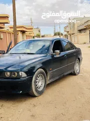  8 BMW E39 520i