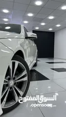 28 Mercedes E350 2016