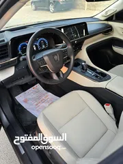  12 Toyota Crown Hybrid 2023 V4 GCC price 156,000A