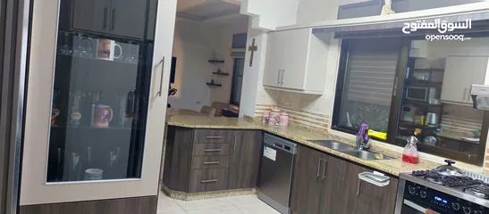  10 شقه طابق ارضي للبيع في ضاحية الامير حسن