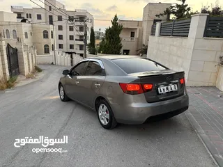  13 كيا فورتي 
2010/2009