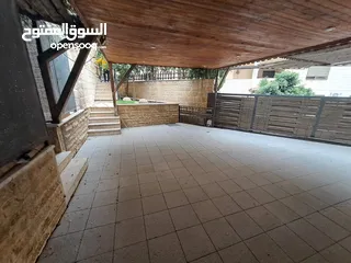  12 شقة ارضية في دير غبار للبيع - ref : 14405