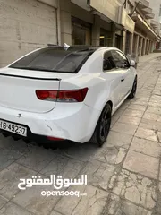  4 Kia Forte Koup 2010