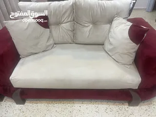  3 طقم كورنر تفصيل وليس تجاري لون خمري وبيج يتكون من سبعة مقاعد متحركة