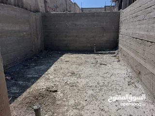  8 شاليه عظم للبيع