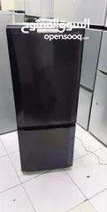  1 fridge Mitsubishi bottom freezer excellent condition
