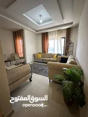  1 شقة للإيجار في منطقة شميساني بالقرب من سوبر ماركت سيڤين اليڤن (3 غرف نوم)