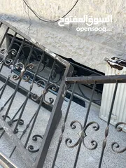  2 للبيع دربزين جاهز للتركيب على الدرج