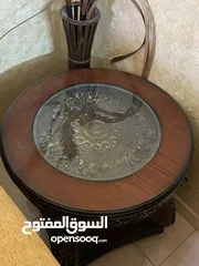  1 طقم كنب وشاشه وطقم طربيزات