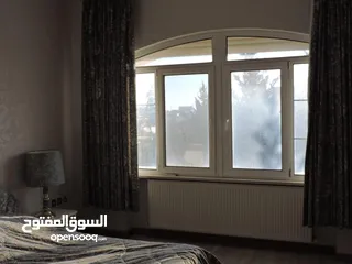  21 فيلا مستقلة للبيع خلدا العواجانيه على مساحة أرض دونم