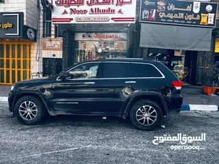  2 جيب جراند شيروكي 2016