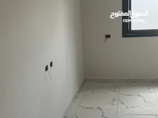  21 فني كهرباء منزلية  تحت إشراف هندسي