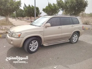  8 هايلندر هايبرد 2006 سنجل ماشي 160 الف م فقط  