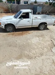 2 داتسون نيسان غماره بكم موديل 1985
