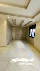 2 شقه ارضيه شفا بدران موقع مميز بين شفا بدران و اليجوز